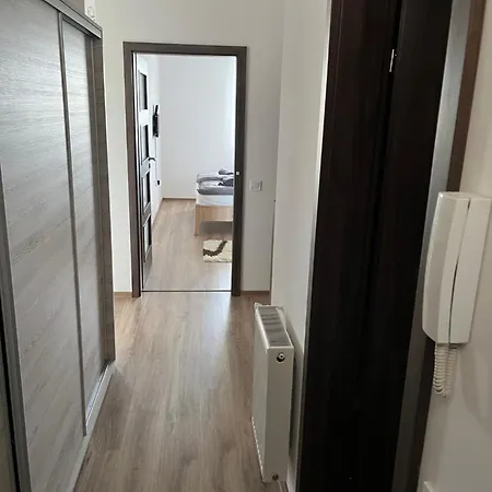 Leza Apartman Nyiregyhaza Exterior photo